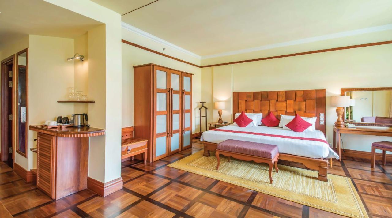 Sokha Angkor Resort Siem Reap Exterior foto